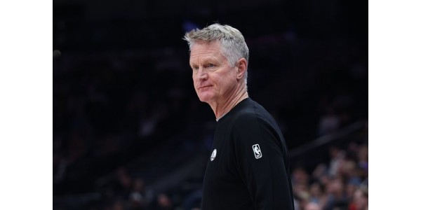 El entrenador de los Golden State Warriors, Steve Kerr, podría dejar el equipo El entrenador de los Golden State Warriors, Steve Kerr, podría dejar el equipo